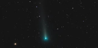EL COMETA, SURCANDO EL ESPACIO INTERPLANETARIO